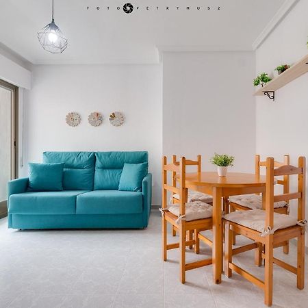 Colorful Apartment Torrevieja Buitenkant foto