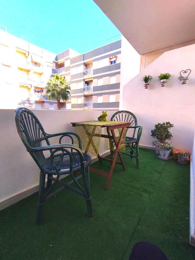 Colorful Apartment Torrevieja Buitenkant foto